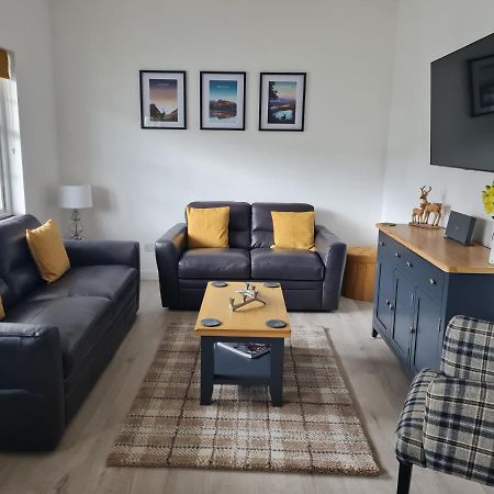 1 Golf Mews Apartman Ballater Kültér fotó